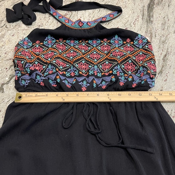 Savanna Jane Floral Embroidered Mini Dress Halter High Neck Open Back - Picture 12 of 14